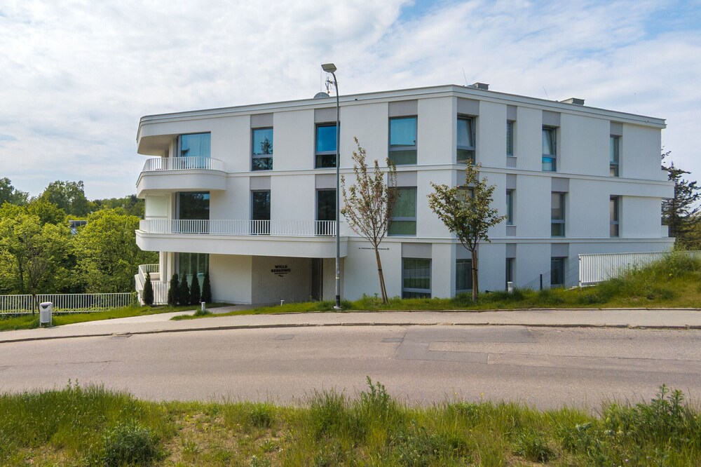 Apartment Redlowo & 2 Bedroom by Renters view 5