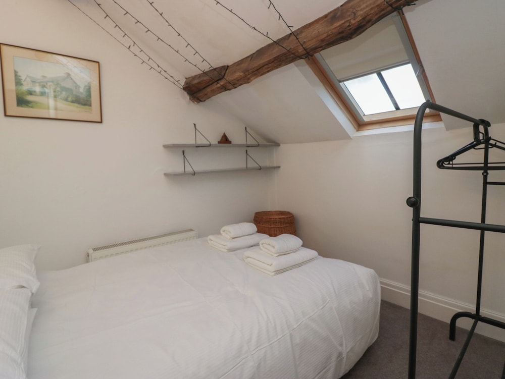 Flat 1