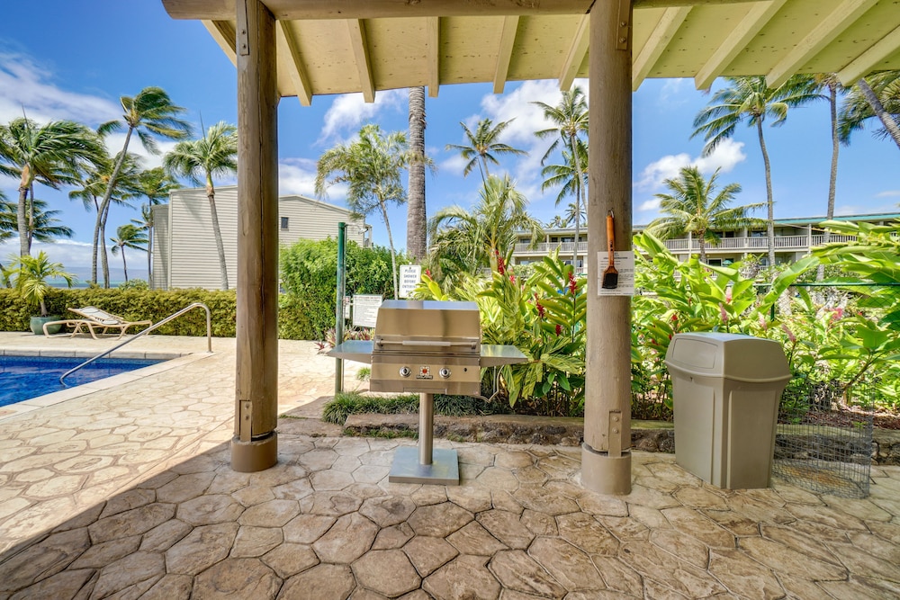 Hawaii Vacations - Molokai Island Retreat w/ Ocean View  Pool! - Property Image 3