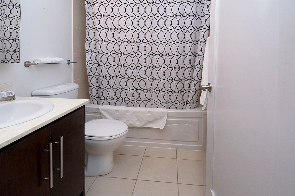 WhiteHall Suites- Yorkville