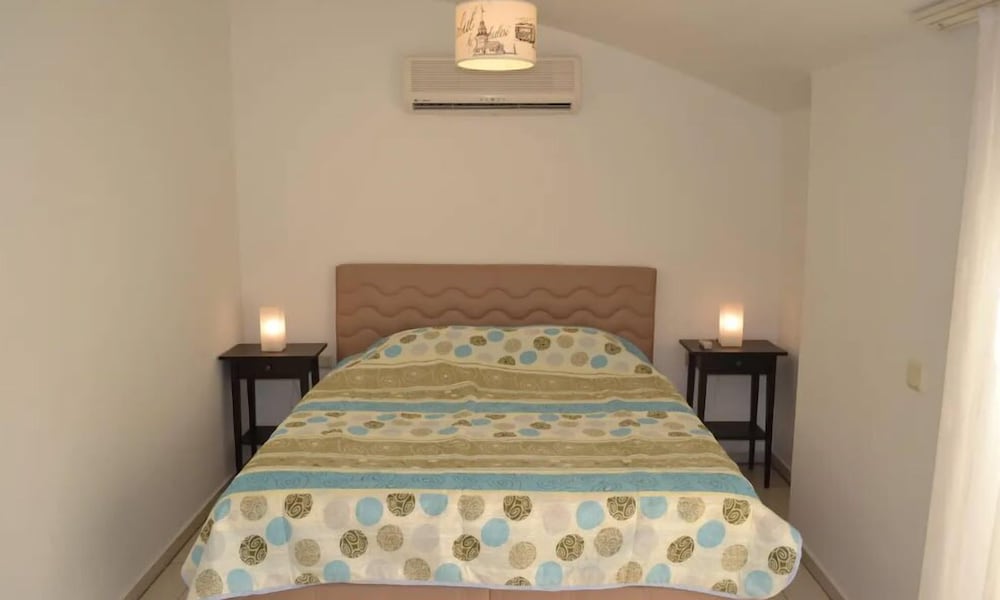 Elegant Pool View Duplex Apartment view 2