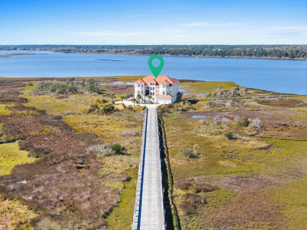 Permuda Private Island by Topsail Realty
