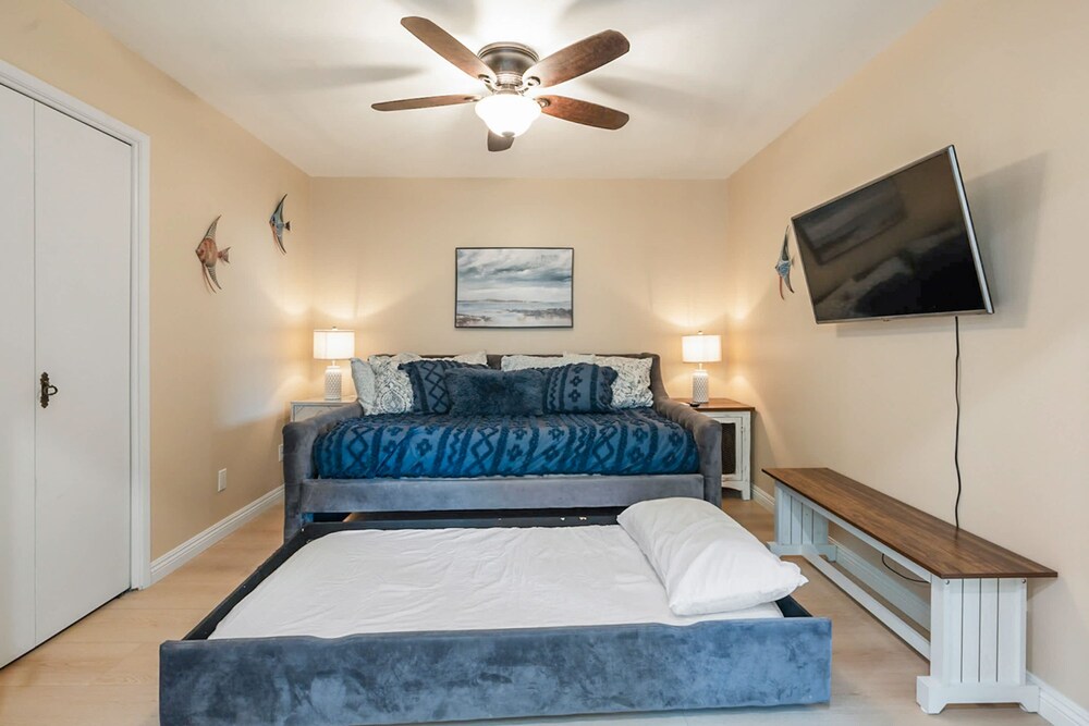 Beachfront Home In Carlsbad - Remodeled