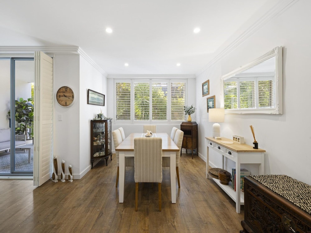 Bright 2-bed Apartment Near Narrabeen Beach