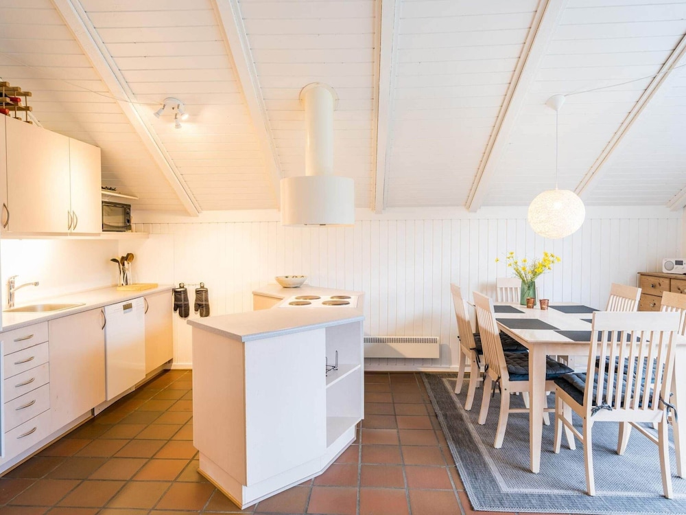 6 Person Holiday Home in Vejers Strand view 4