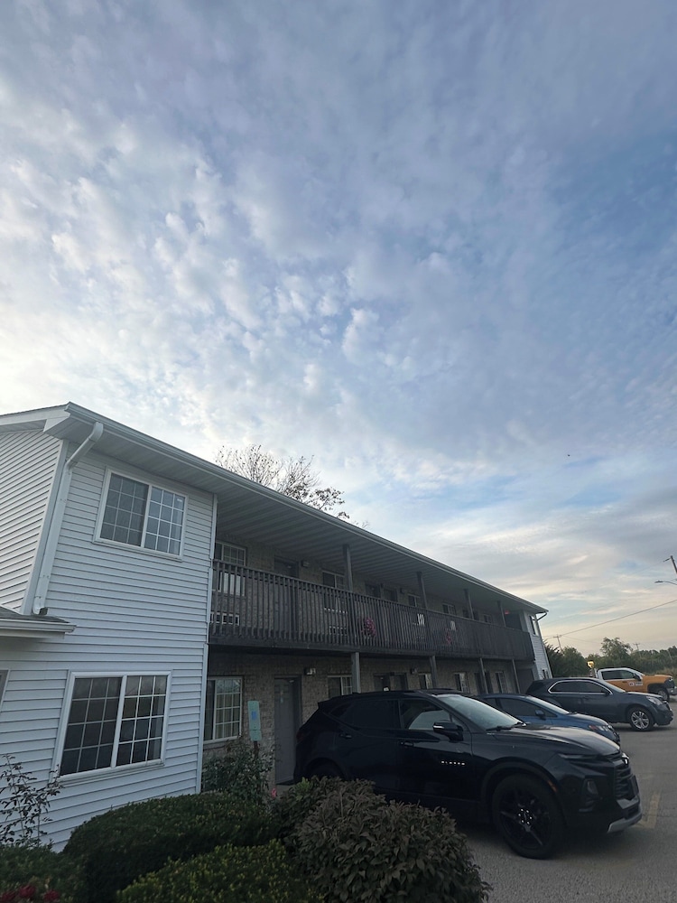 Oasis Inn Kenosha