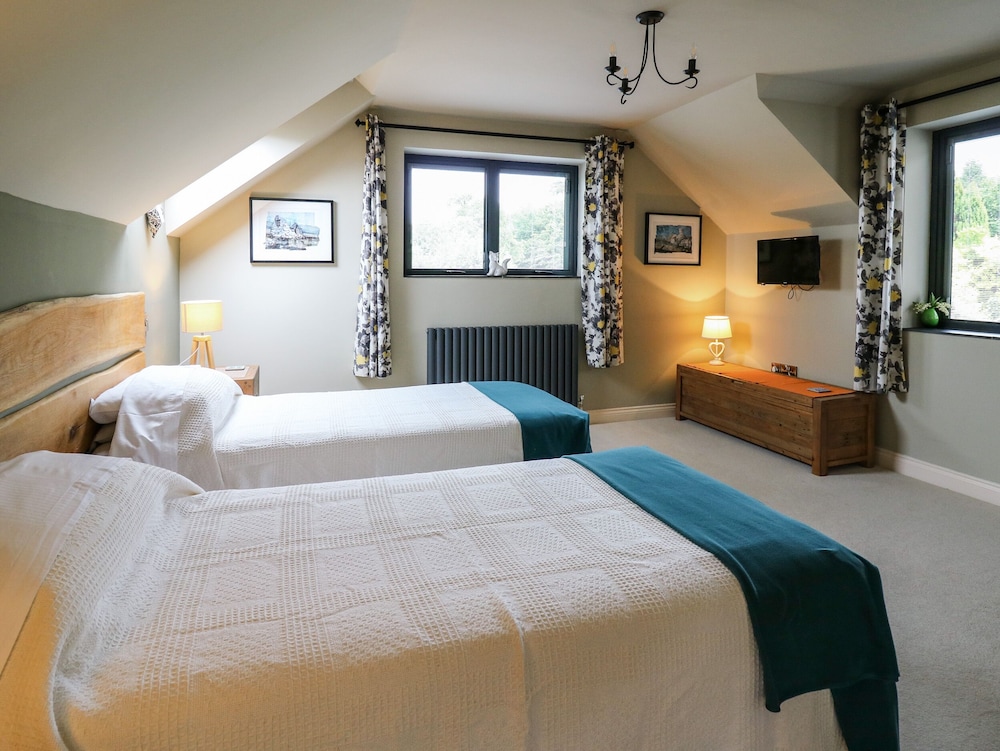 Nevern House