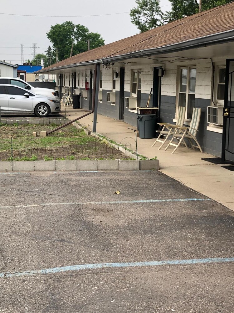 Moonlight Motel