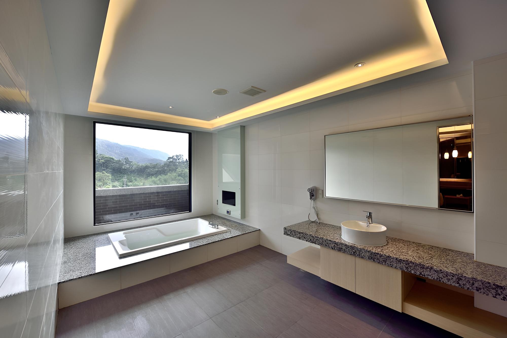 iHotel