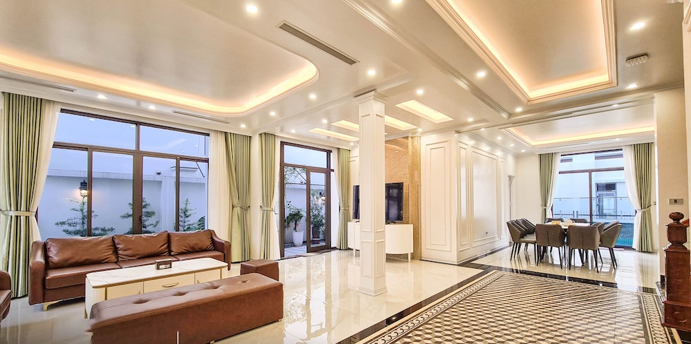 Phoenix Villas FLC Ha Long
