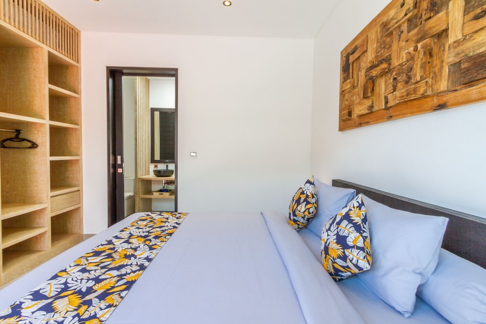 Villa Lys by Alfred in Bali - Charming 3BD Villa w Pool View Near Berawa Beach