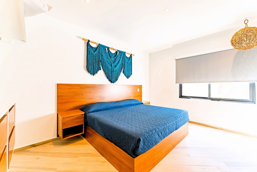 Anana Yaaxlum 105 S Oasis Pool and Jacuzzi