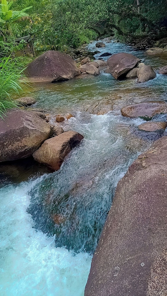 POUSADA PALMEIRA AZUL