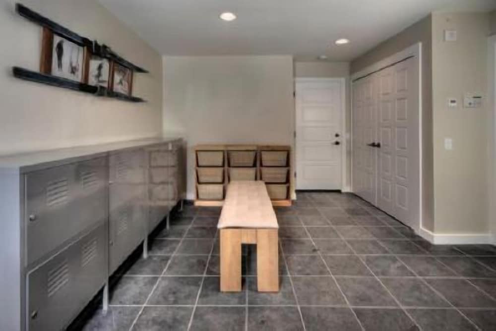 Lake Tahoe Vacations - Squaw Valley Paradise - Property Image 1