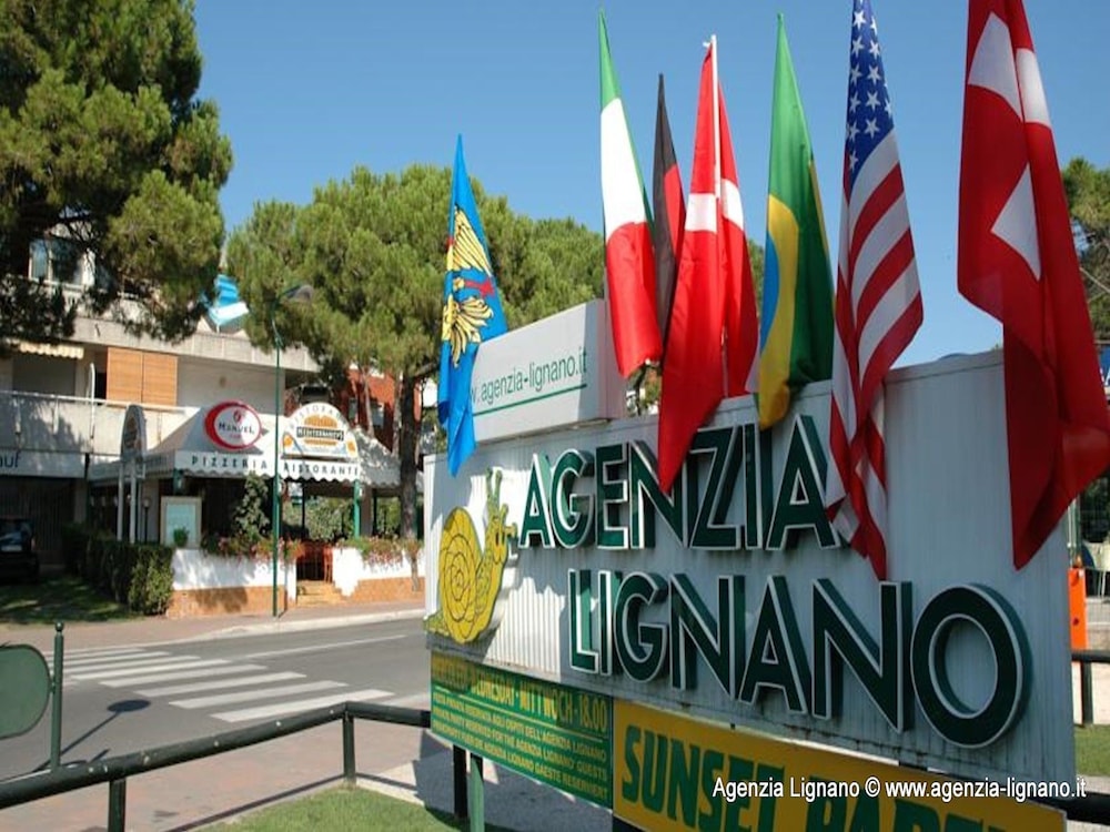 Villa a Lignano Riviera with air conditioning