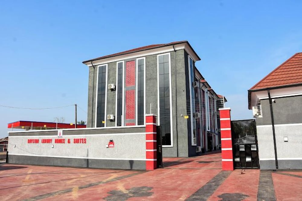 Daystar Luxury Apartment