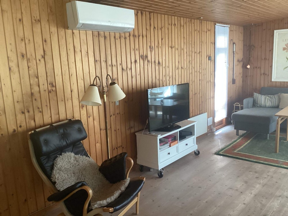 6 Person Holiday Home in Dannemare