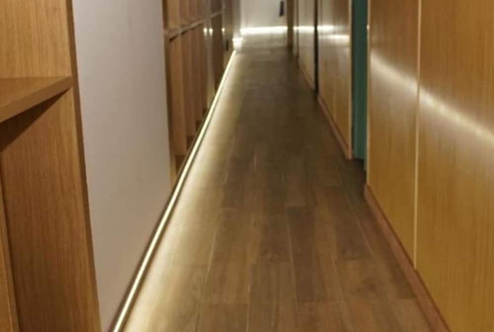 Aiora Hostel