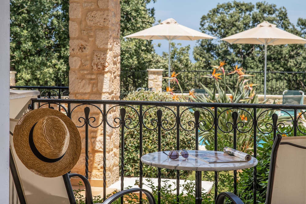 Gerani Villas