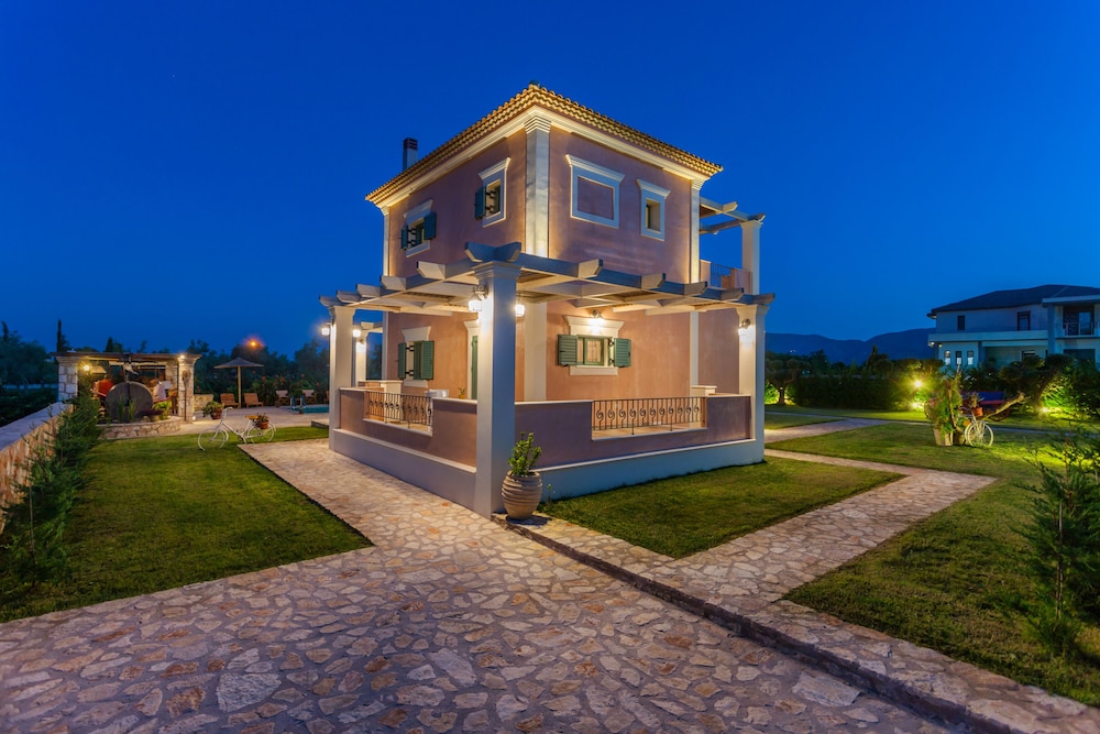 Agro Art Boutique & Luxury Villas