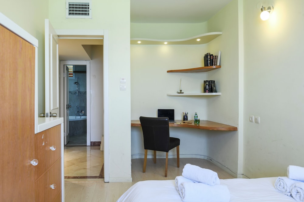 Netanya Panoramic Sea-View 4BR Apartment view 5