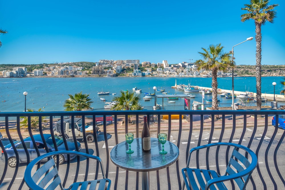 Harbour Lights Apartments by Getaways Malta, photo 4