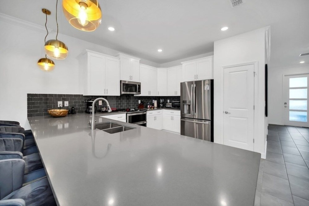 2900penolpe 9 Bedroom Home