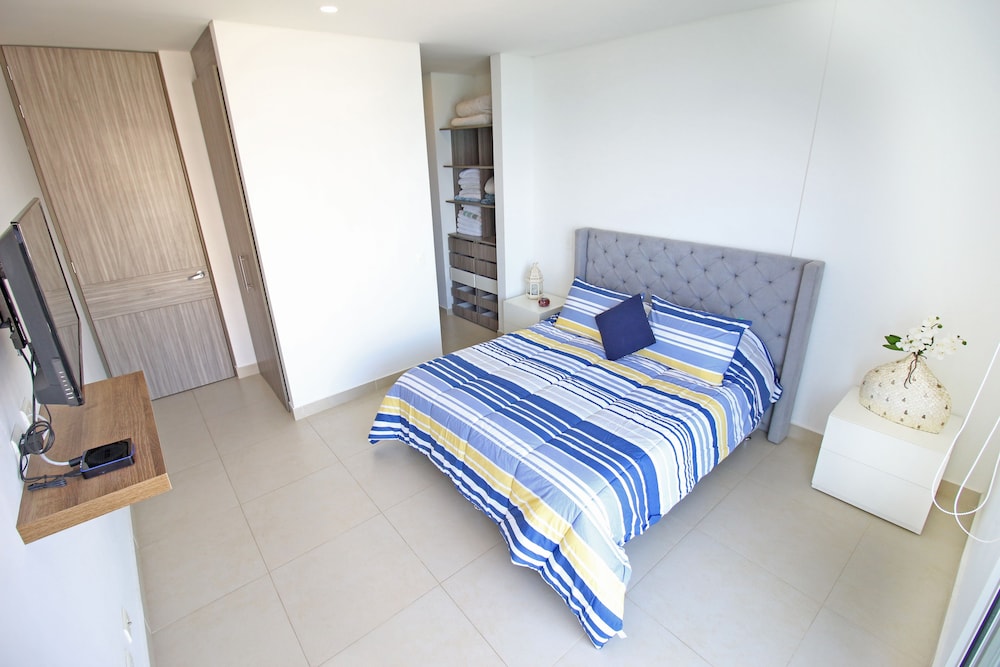 Apartamentos SOHO Elite - Frente al Mar