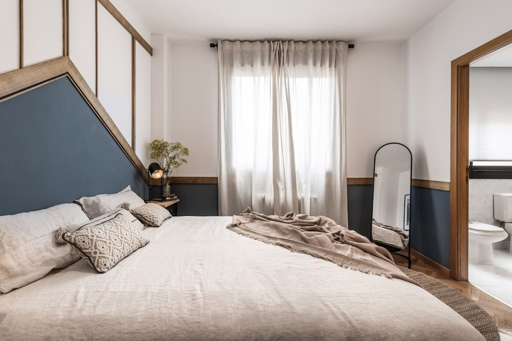 Llivia - 3 Bedrooms and Terrace in Almagro