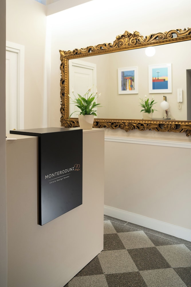 Monteroduni 22 - Chiaia Design Rooms
