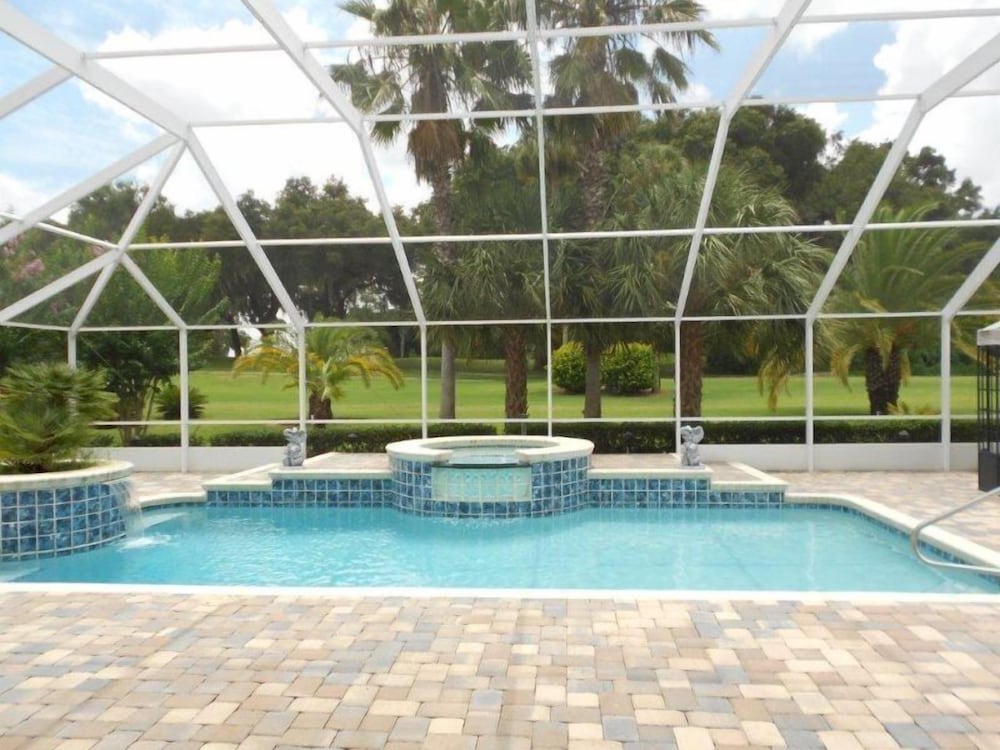 Villa Louise - Golfcourse - 3 Bedroom view 4