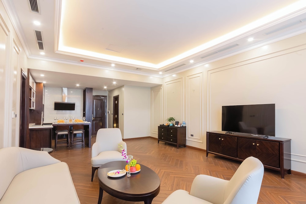 Adamo Hotel Hung Yen
