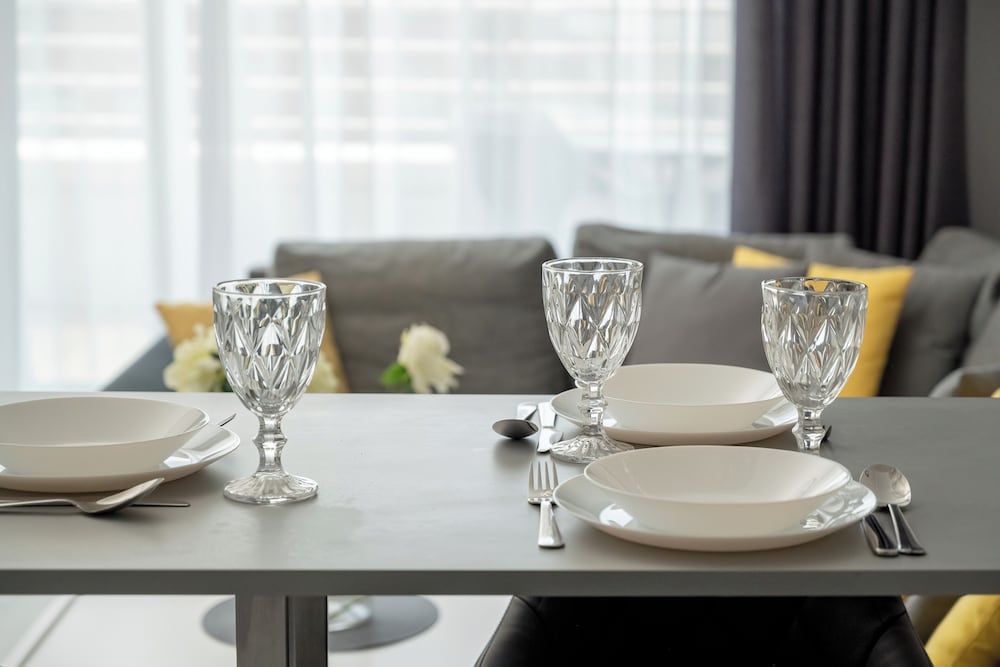 Luxury Apartment by Renters Prestige