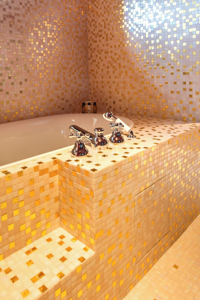 Maison La Bohème Montmartre - Studios & Apartments
