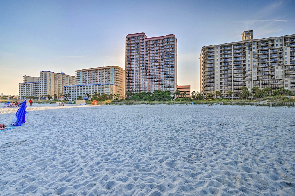 Ocean Access & Resort Perks: Myrtle Beach Condo