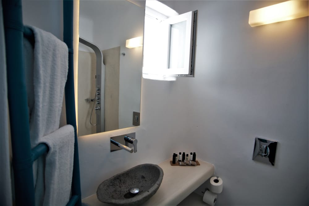 Mykonos Moussa Suites