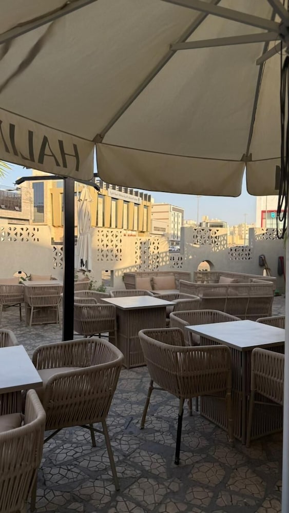 Azard Hotel