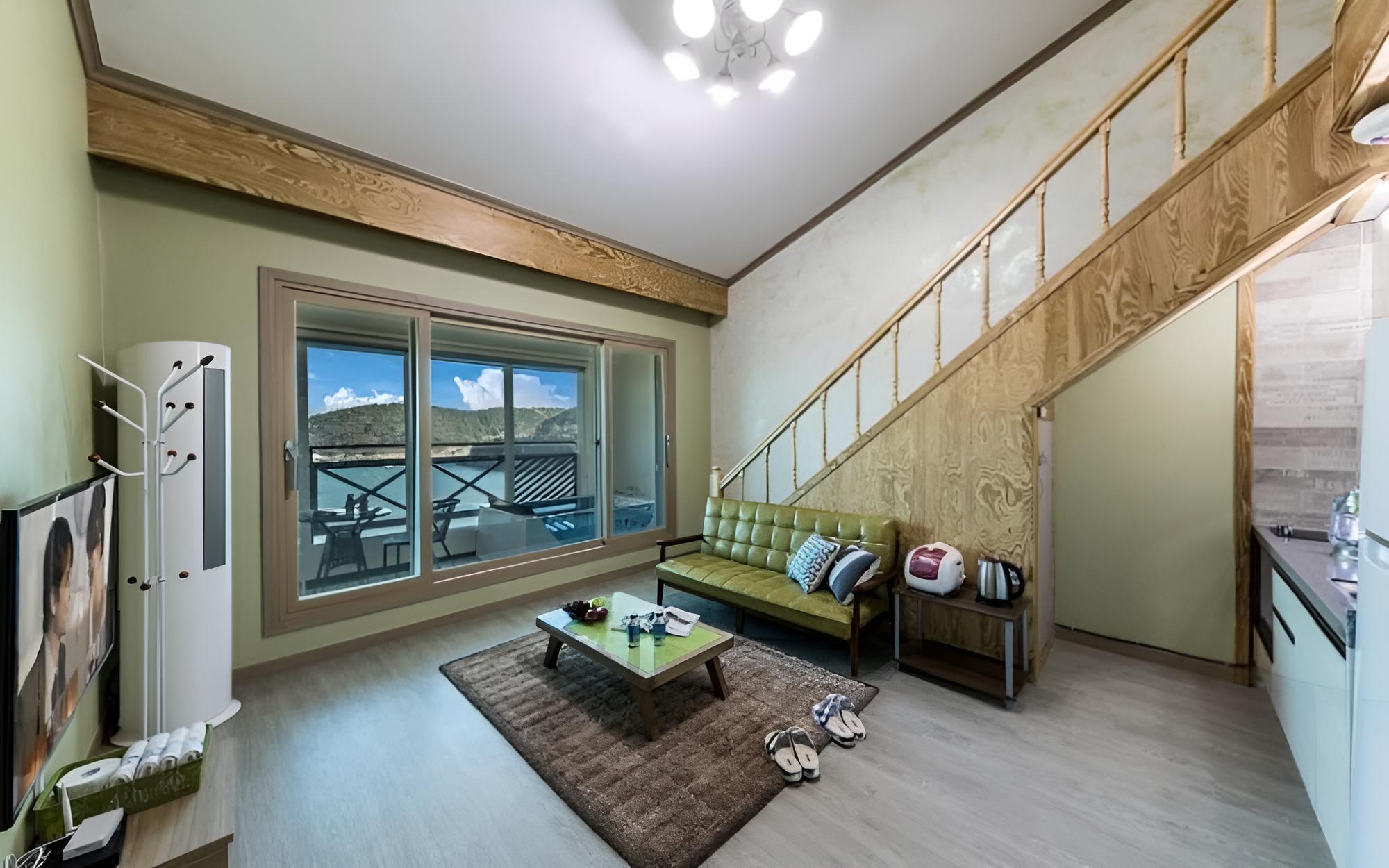 Yeosu Ailia Pension