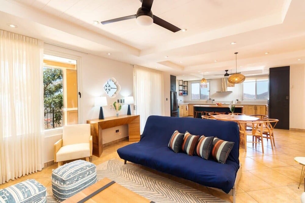Stunning Mountaintop Property with Stylish Main Home, Private Guesthouse & Infinity Pool