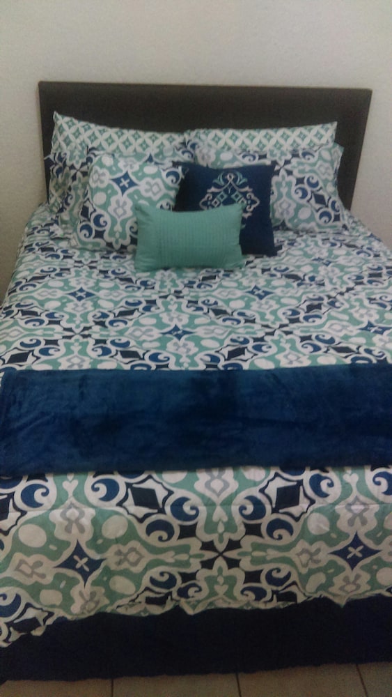 Ensenada Vacations - Modern vacational home close to Costco and Walmart - Property Image 17