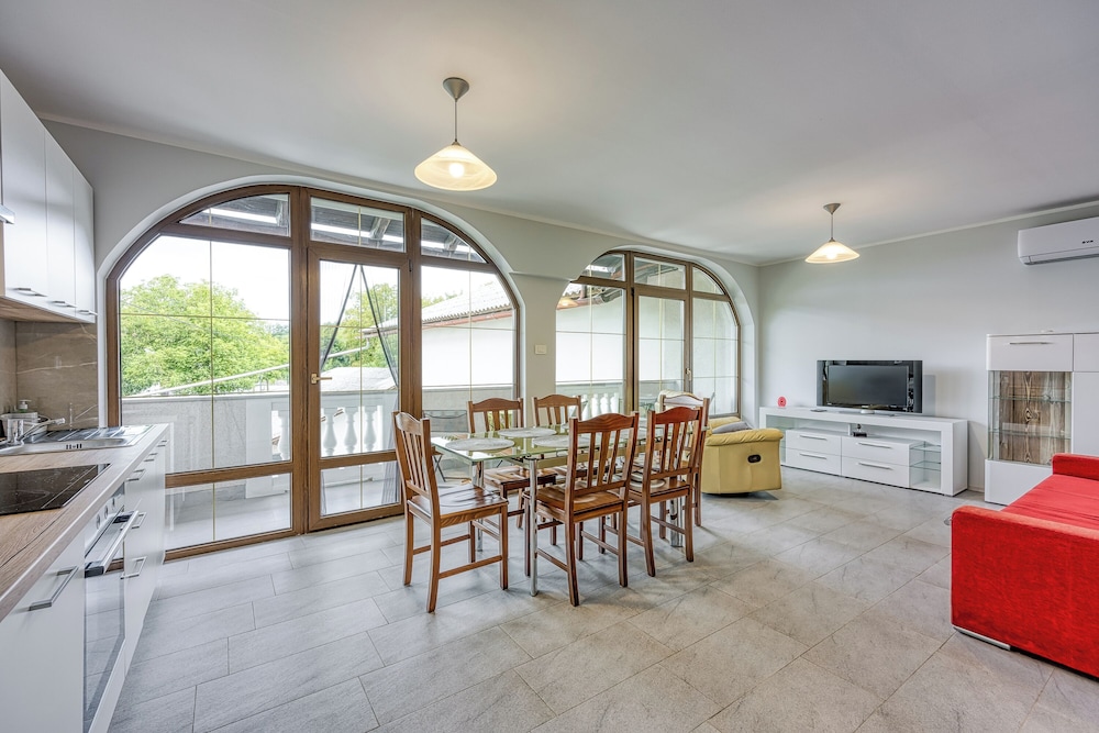 Cesar\'s Karst Apartments