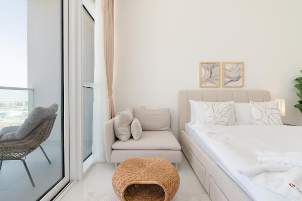 Elegant Studio at Damac Hills Carson B
