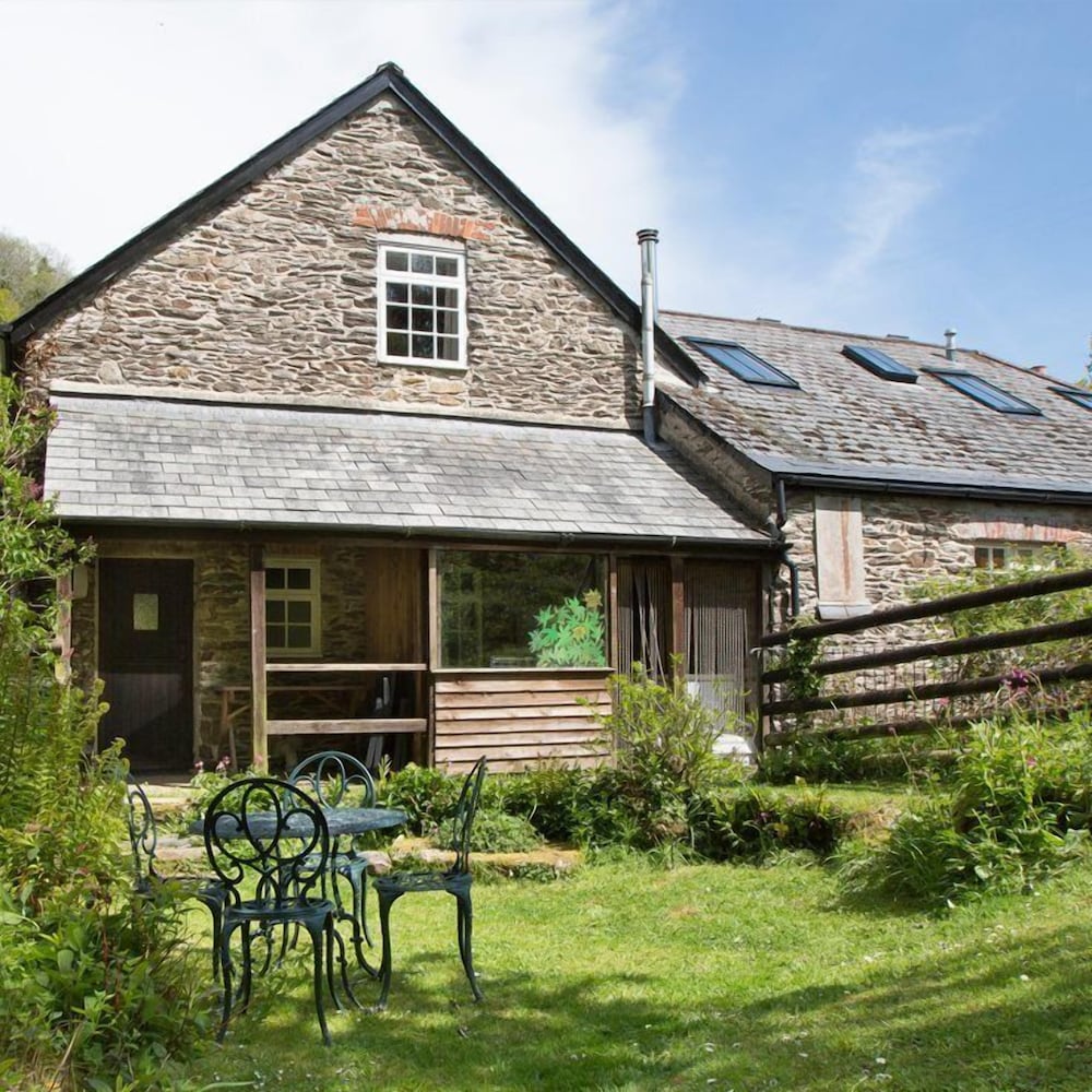 Watermill Cottages view 3