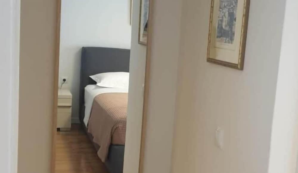 Alter Ego Apartments