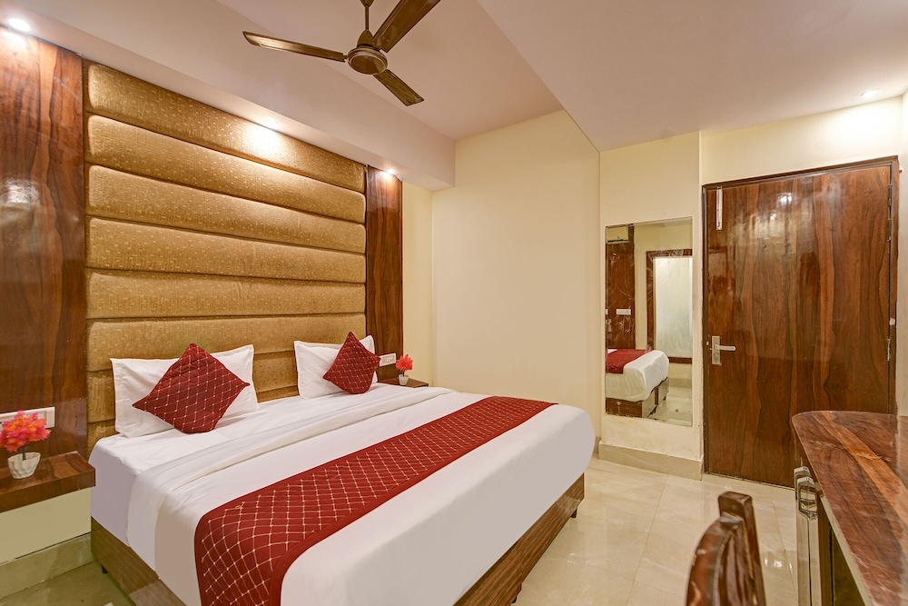 Fabhotel Golden Key Residency