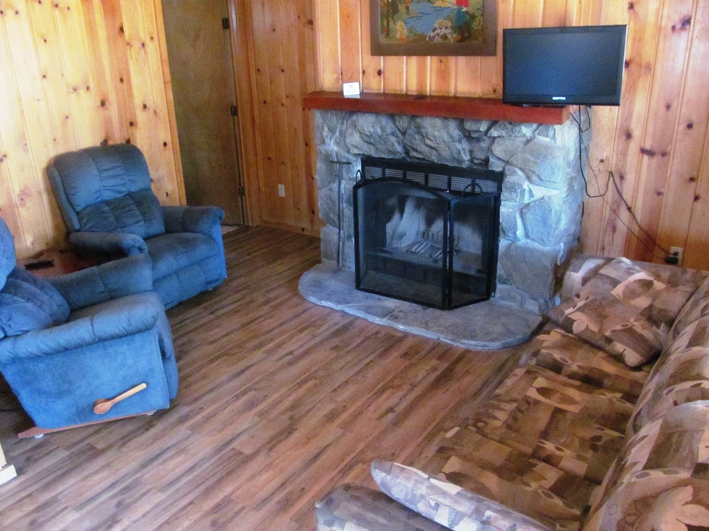 Lazy Oaks Resort