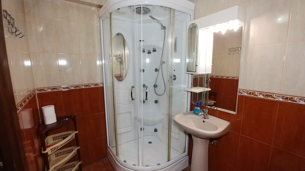 Kyiv Apartments