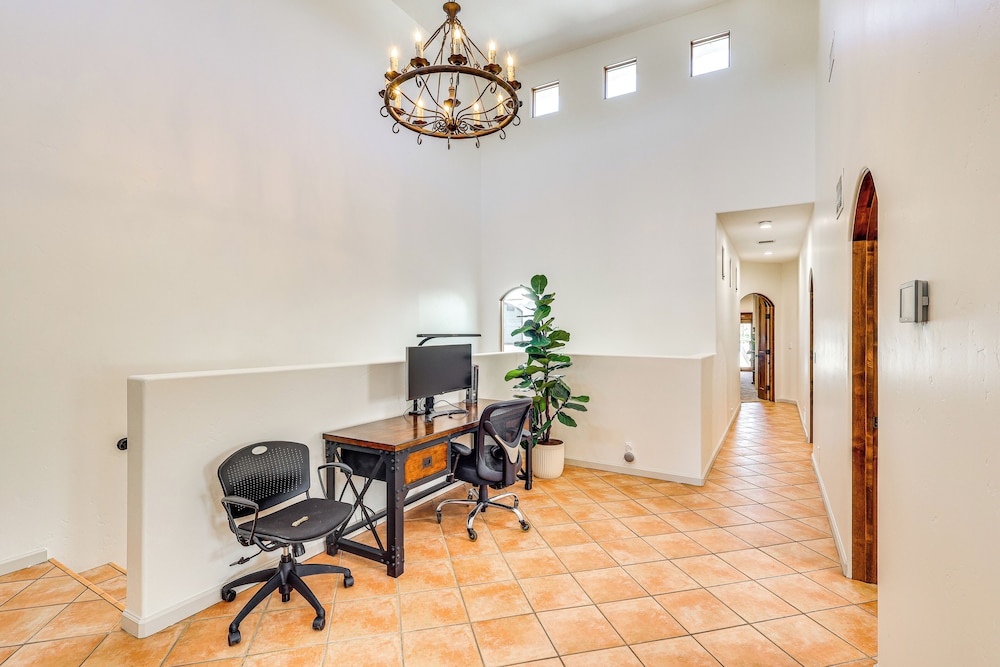 Game Room + Dock: Riverfront Escape in Parker!