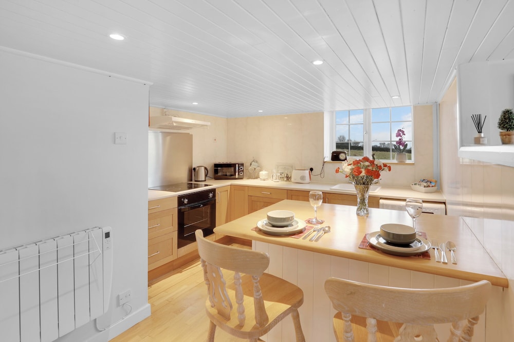 Hill House Hideaway - North East Escapes