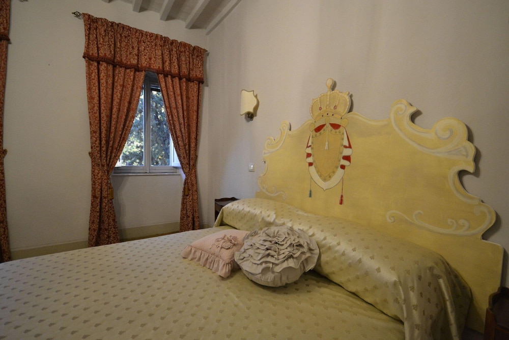 Belvilla by OYO Villa Torreone